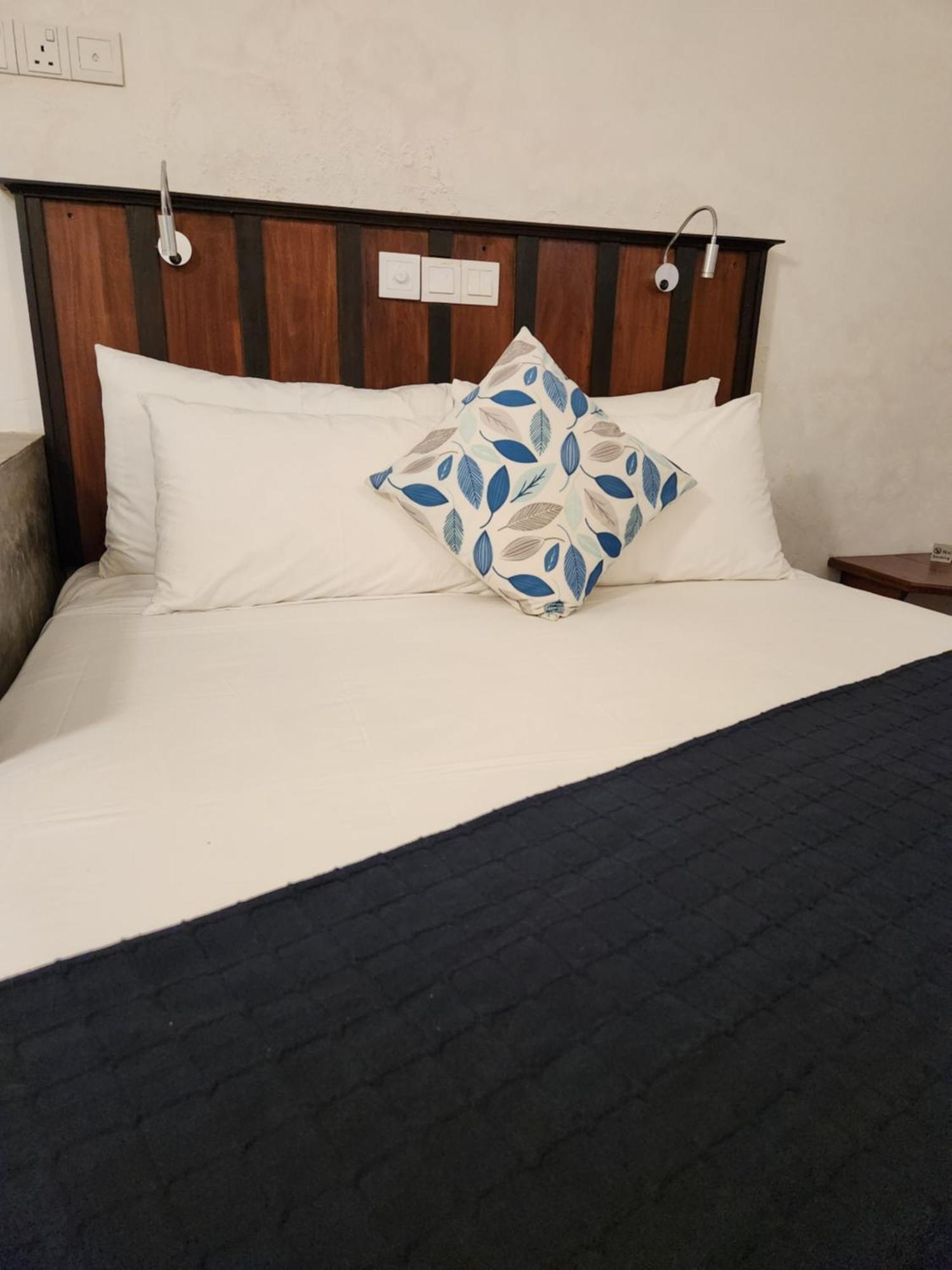 Hotel Zee Golf Affordable Luxury Galle Exterior foto